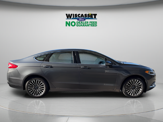 Used 2017 Ford Fusion SE AWD/4WD image 6