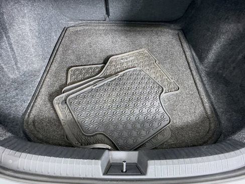 Used 2024 Volkswagen Jetta SEL FWD image 27