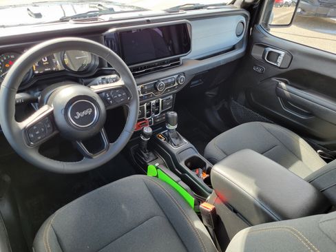 Used 2025 Jeep Wrangler Unlimited Sport S 4xe image 19