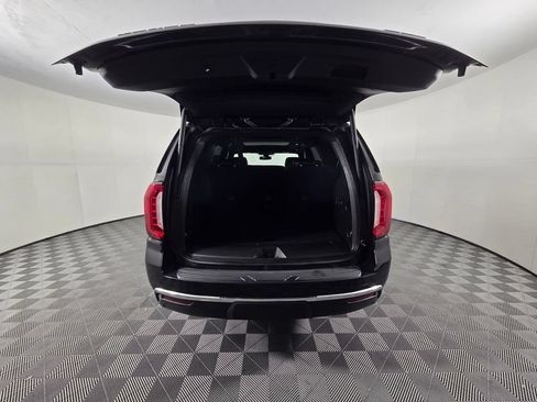 Used 2021 GMC Yukon SLT w/ SLT Premium Package RWD image 31
