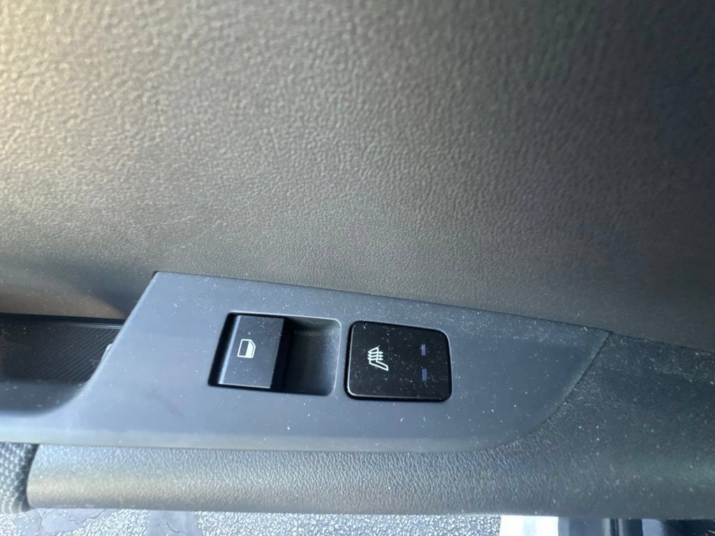 Used 2023 Kia Niro Wind w/ Wind Preserve Package FWD image 23