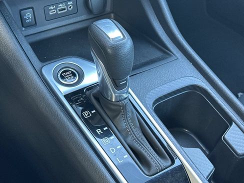 Used 2025 Nissan Sentra SV FWD image 19
