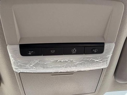 Used 2025 Nissan Sentra SV FWD image 25