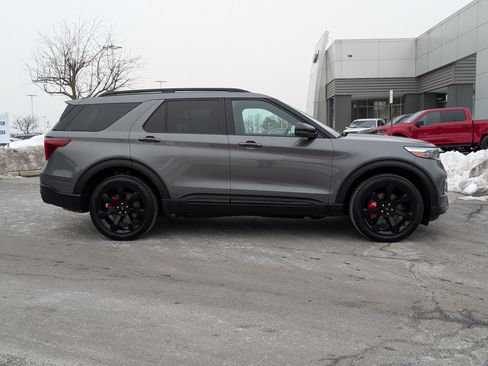 Certified 2024 Ford Explorer ST w/ Equipment Group 401A image 2