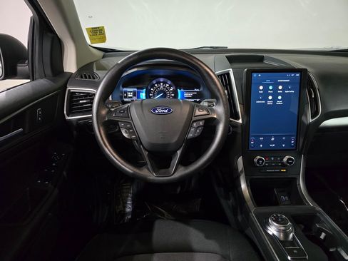 Used 2022 Ford Edge SE image 20