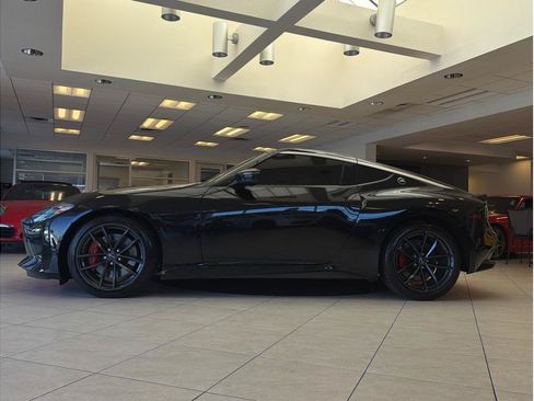 Used 2024 Nissan Z Performance w/ Floor Mat Package RWD image 8