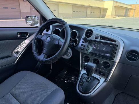 Used 2007 Toyota Matrix XR FWD image 17