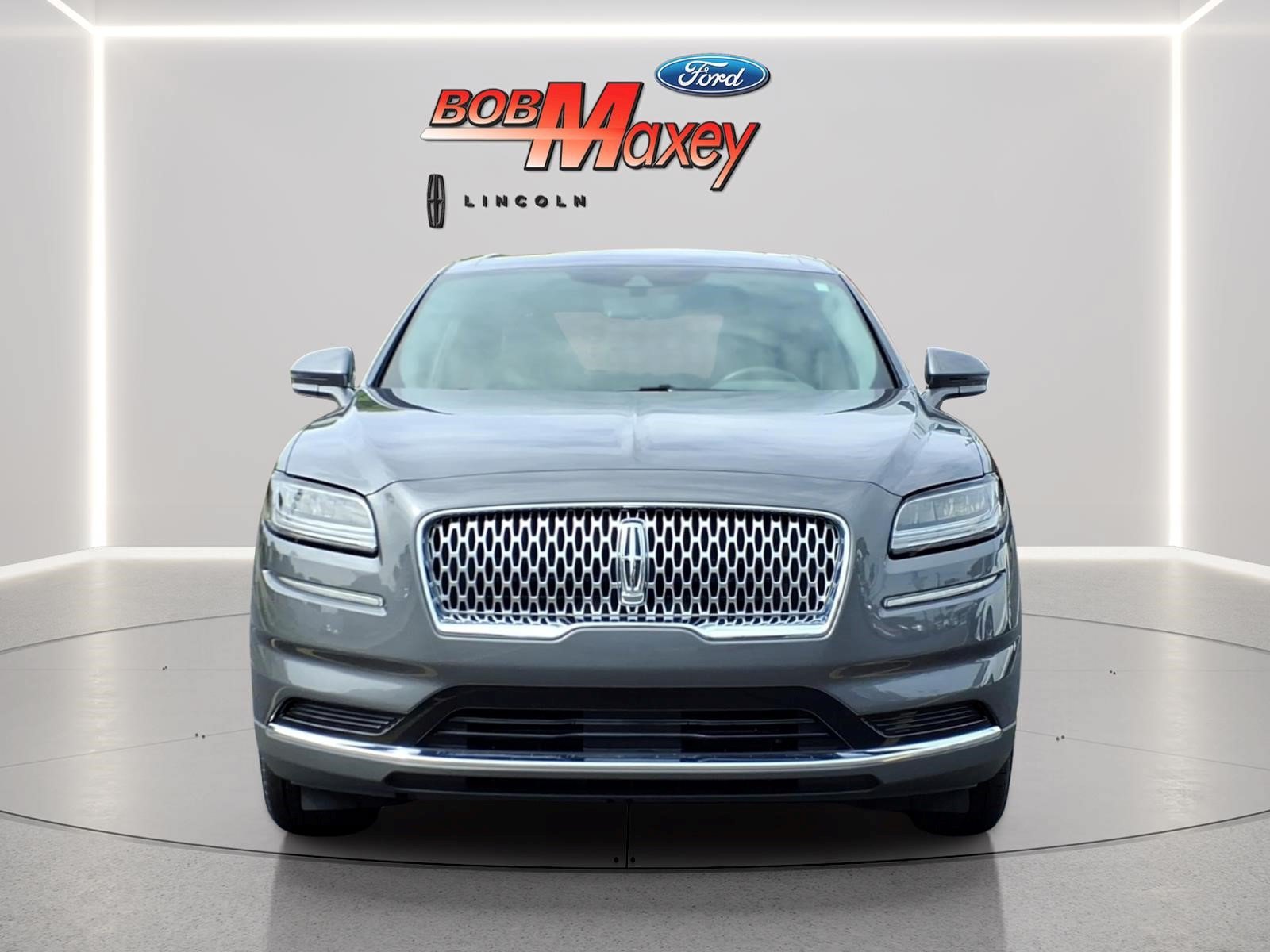 Certified 2023 Lincoln Nautilus Reserve FWD image 2
