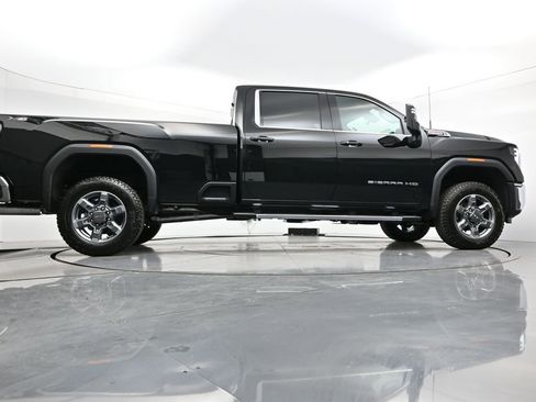 New 2026 GMC Sierra 3500 SLE w/ SLE Value Package AWD/4WD image 24
