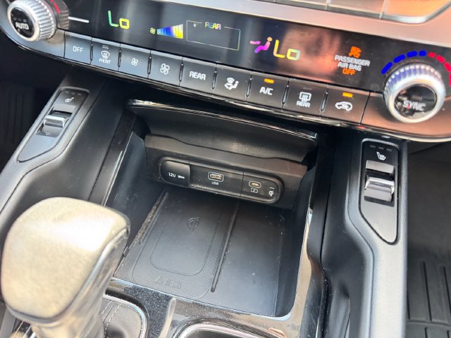 Used 2023 Kia Telluride S w/ S Sunroof Package FWD image 20