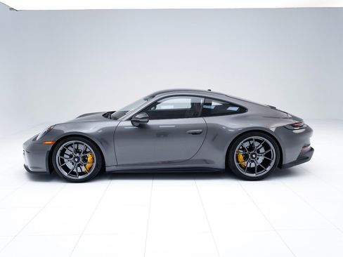 Used 2023 Porsche 911 GT3 image 2