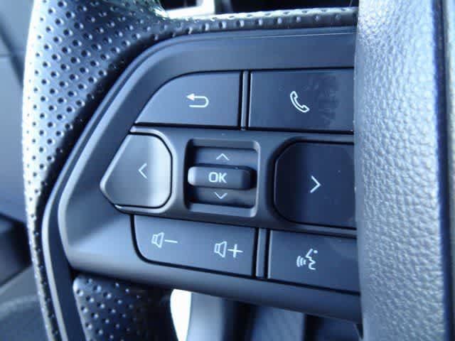 Used 2025 Toyota Tacoma SR5 AWD/4WD image 13