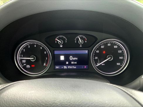 Used 2021 Buick Enclave Essence w/ Sport Touring Edition AWD/4WD image 13