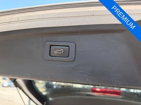Used 2018 Subaru Outback 2.5i Premium AWD/4WD image 33