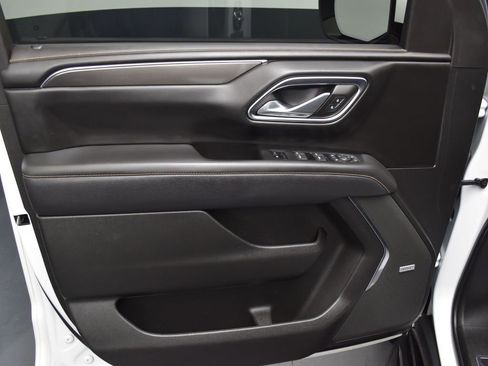 Used 2023 GMC Yukon XL AT4 image 16