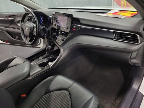 Used 2023 Toyota Camry SE FWD image 23