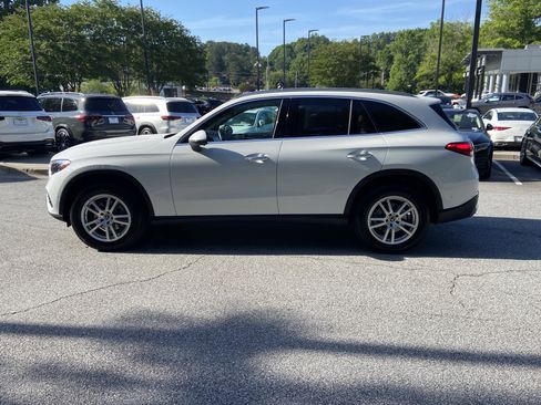 Certified 2025 Mercedes-Benz GLC 300 4MATIC image 16