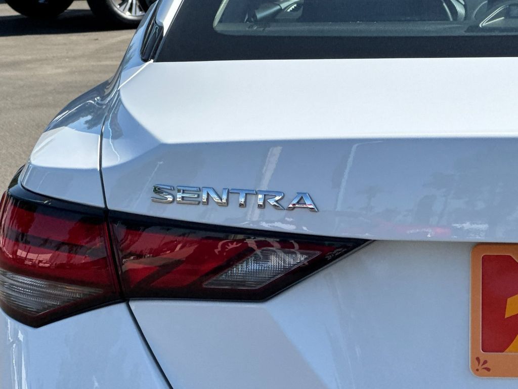 Used 2025 Nissan Sentra SV FWD image 24