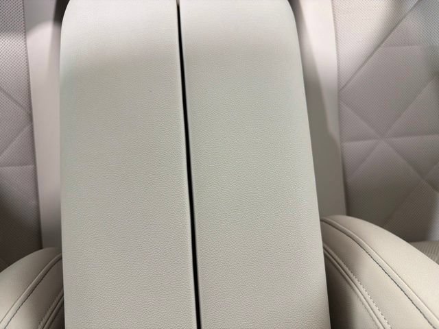 Certified 2024 BMW iX xDrive50 w/ Sport Package AWD/4WD image 47