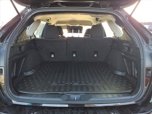 Certified 2023 Subaru Outback 2.5i image 18