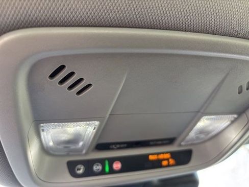 Used 2024 Chevrolet Malibu LT image 29