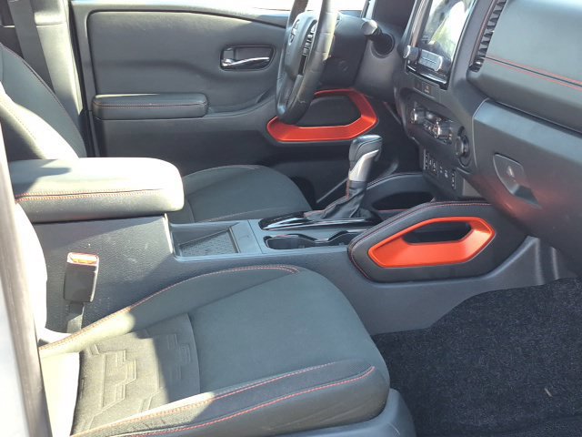 Used 2022 Nissan Frontier Pro-X RWD image 21