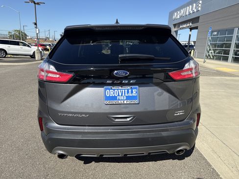 Used 2024 Ford Edge Titanium AWD/4WD image 4