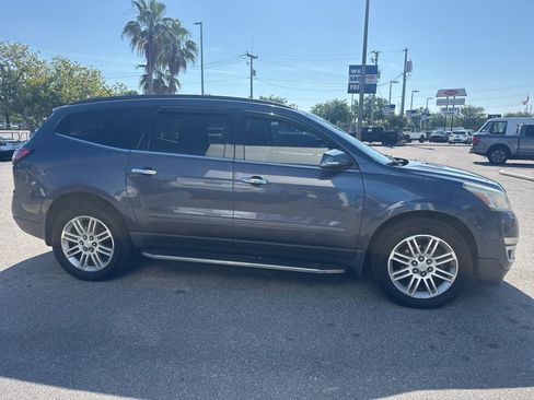 Used 2014 Chevrolet Traverse LT w/ All-Star Edition FWD image 7