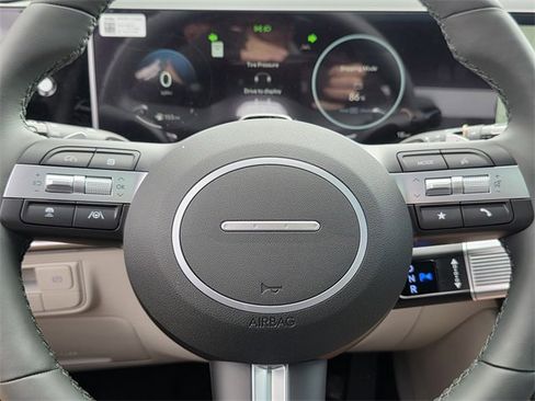 New 2025 Hyundai Tucson Limited image 26