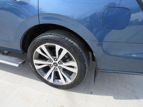 Used 2020 Ford Expedition Platinum image 4