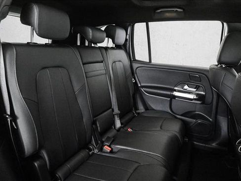 New 2026 Mercedes-Benz GLB 250 4MATIC image 22