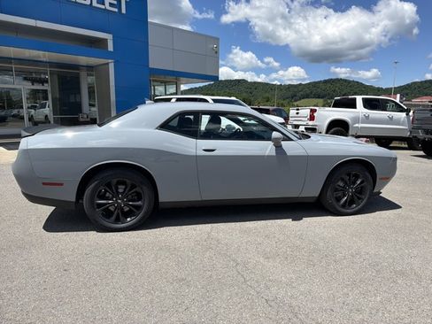 Used 2020 Dodge Challenger SXT w/ Blacktop Package AWD/4WD image 3