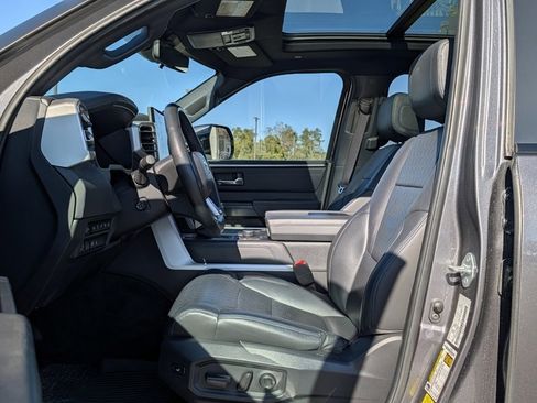 Used 2024 Toyota Tundra Platinum image 7