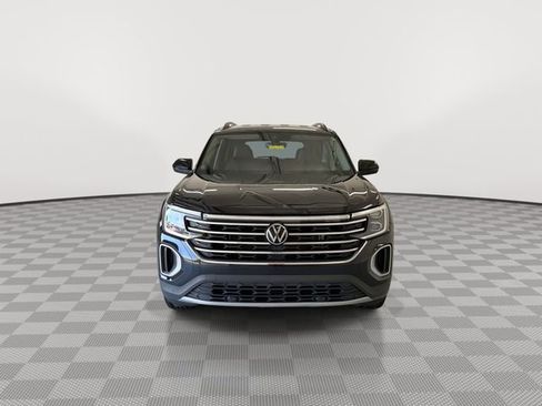 Used 2024 Volkswagen Atlas SE AWD/4WD image 3
