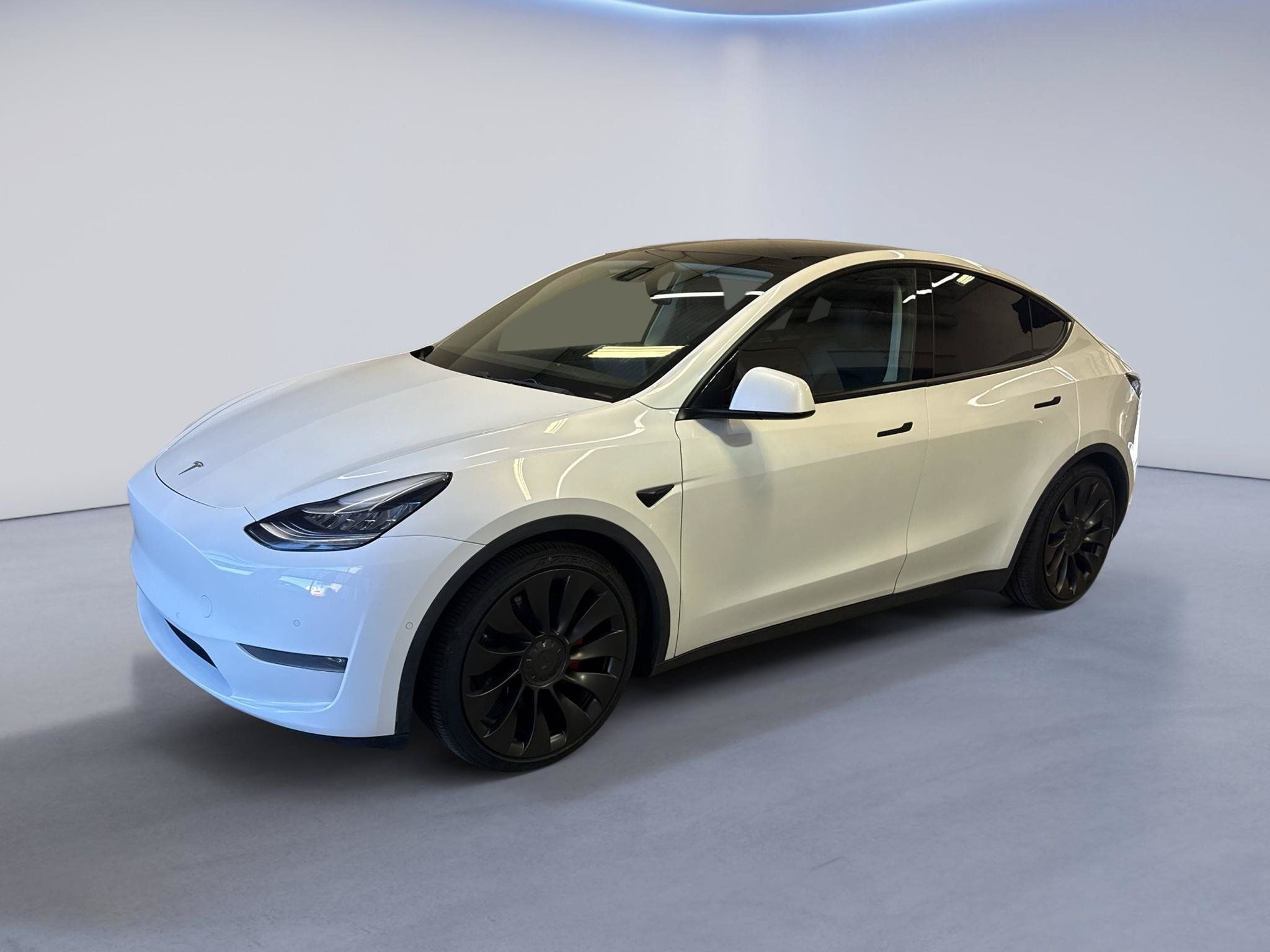Used 2020 Tesla Model Y Performance AWD/4WD image 3