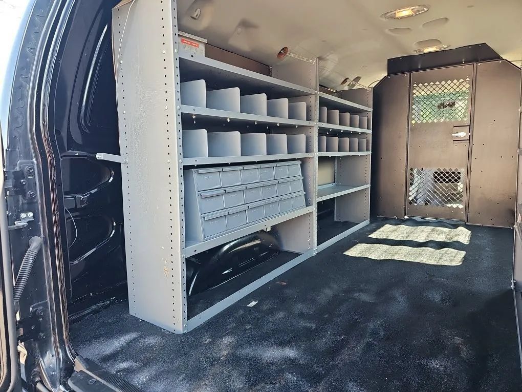 Used 2014 Ford E-350 and Econoline 350 Super Duty w/ Insulation Package RWD image 20