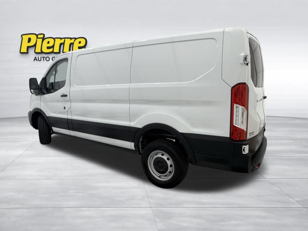 Used 2024 Ford Transit 250 Low Roof RWD image 2