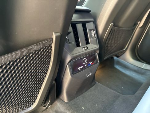 Used 2025 BMW X3 xDrive30i w/ Convenience Package image 17