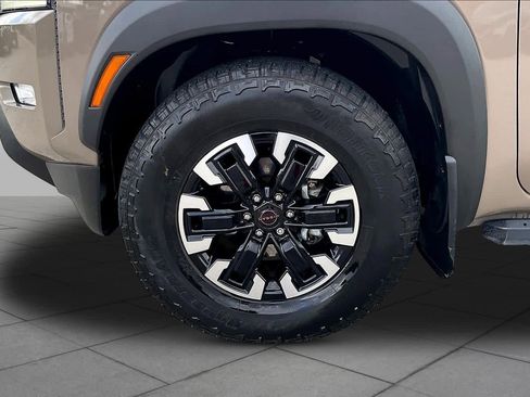 Used 2024 Nissan Frontier Pro-X w/ Pro Convenience Package RWD image 11