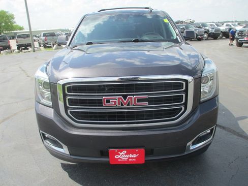 Used 2018 GMC Yukon XL SLT w/ Open Road Package AWD/4WD image 11