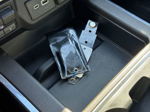 Used 2020 GMC Sierra 1500 SLT w/ SLT Convenience Package image 43