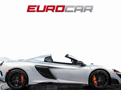 Used 2016 McLaren 675LT Spider image 7