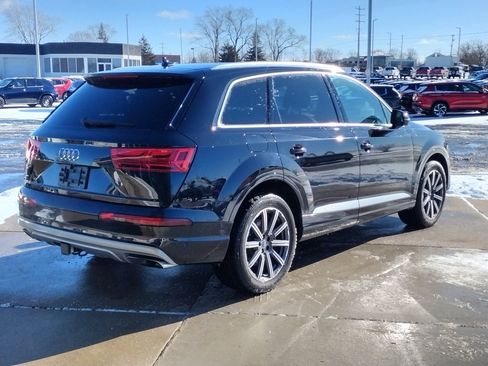 Used 2019 Audi Q7 3.0T Prestige w/ Prestige Package image 19