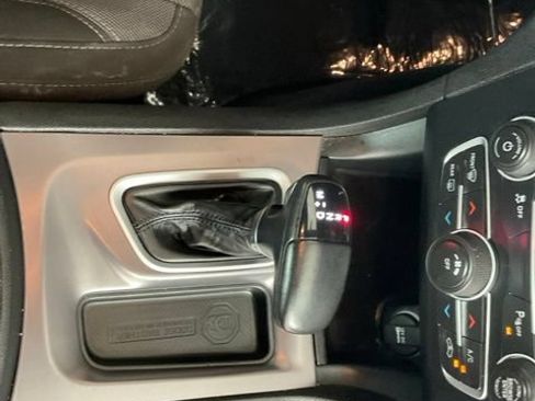 Used 2022 Dodge Charger SXT RWD image 19