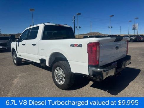 Used 2023 Ford F250 XLT image 3
