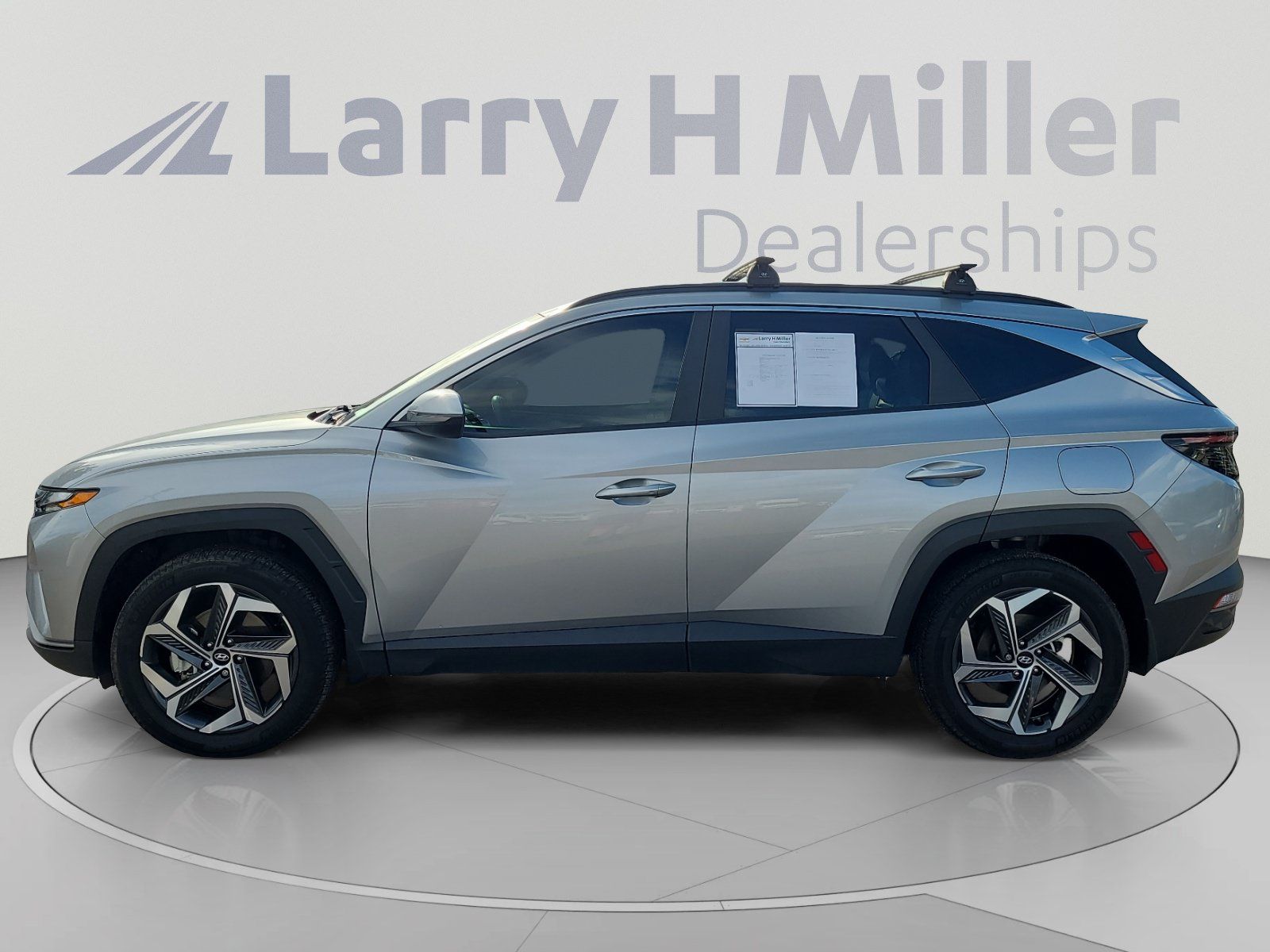 Used 2024 Hyundai Tucson SEL w/ Convenience Package AWD/4WD image 2