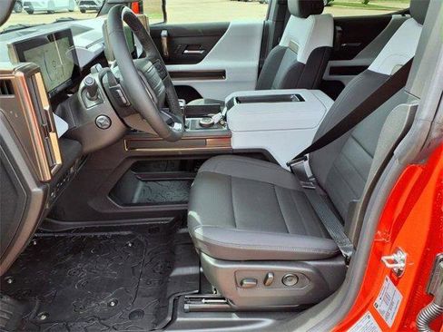 New 2025 GMC Hummer EV 2X image 22