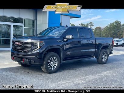 Used 2022 GMC Sierra 1500 AT4 w/ AT4 Premium Package