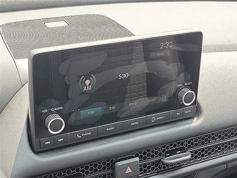 New 2025 Honda HR-V LX image 9