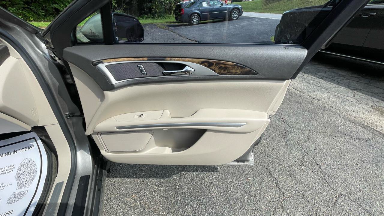Used 2016 Lincoln MKZ AWD w/ Equipment Group 300A Reserve image 27
